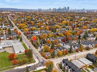 5012 W 20th St SW, Calgary, AB T2T6N8