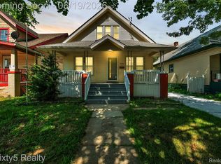 6562 Westpoint St, Taylor, MI 48180