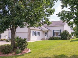 1379 Overlook Pass, Sun Prairie, WI 53590