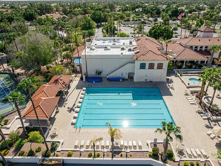 1321 N Malibu Ln — Photo 36