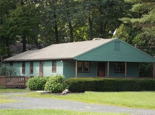 513 Salmon Brook St, Granby, CT 06035