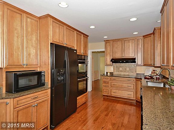 4th image of 14905 Perrywood Dr