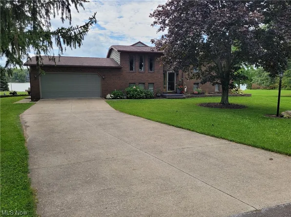 4145 Cedar Ln, West Salem, OH 44287