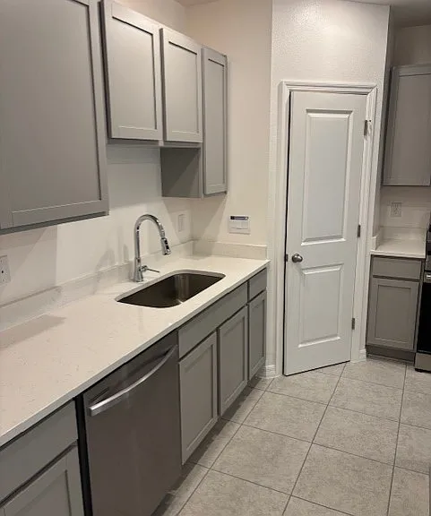 3533 Eagles Crossing Way — Photo 2