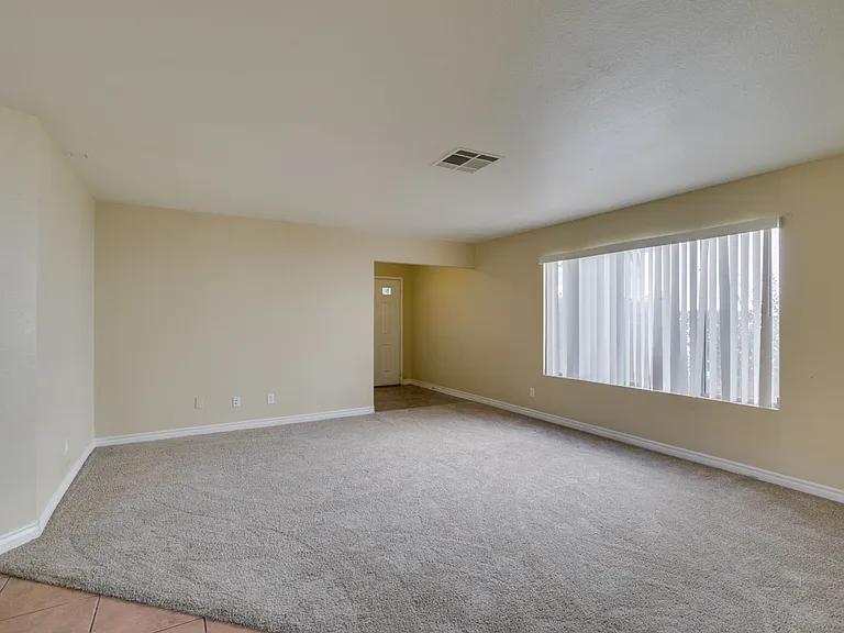9532 Amber Valley Ln — Photo 6
