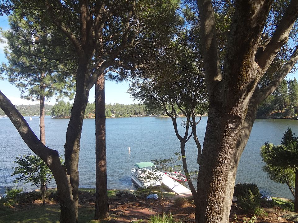 1st image of 11301 Lakeshore N