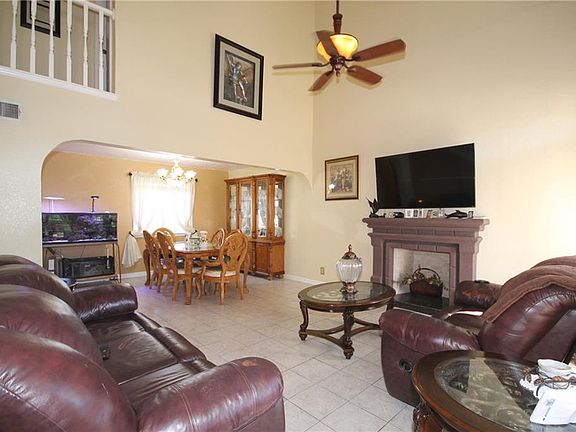 3rd image of 12121 Singing Quail Dr