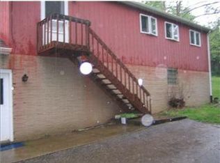 3001 Beaver Grade Rd, Coraopolis, PA 15108