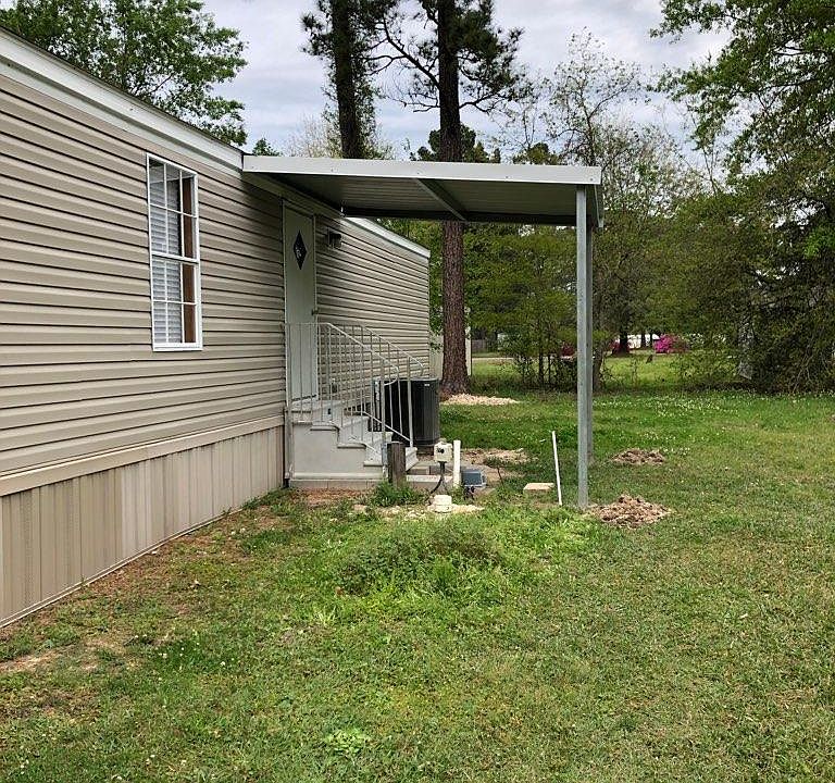 2nd image of 2328 May St