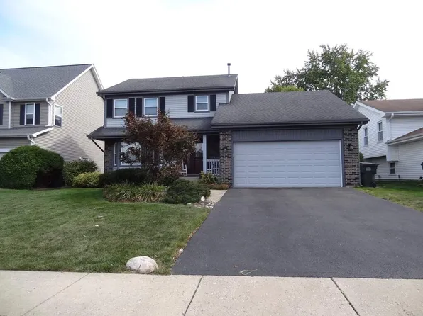 51 S Pershing Ave, Mundelein, IL 60060