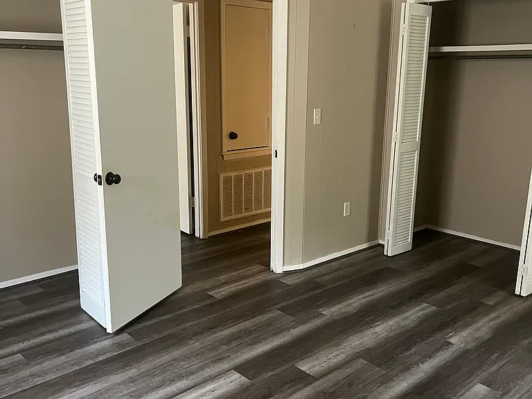 518 Jan Dr — Photo 3