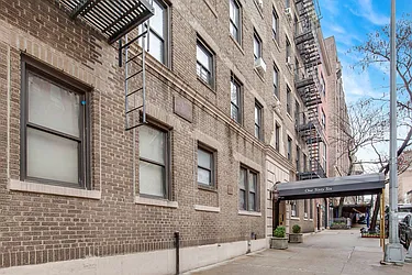 Sold by HomeDax Real Estate