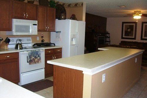 5th image of 11203 Scarborough Ct