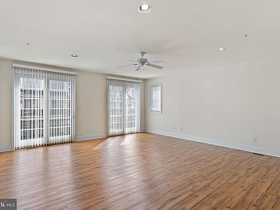 3rd image of 106 Sutton Way