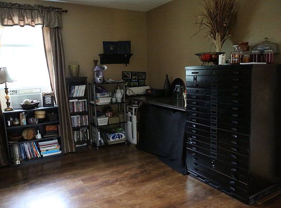 4th image of 1482 Highland Dr