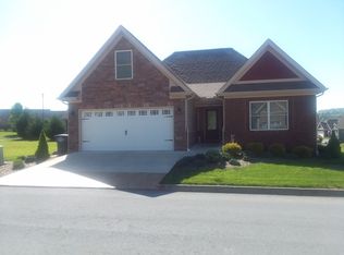 1207 Tuscany Way, Kingsport, TN 37664