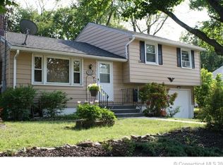 418 Scott Rd, Waterbury, CT 06705