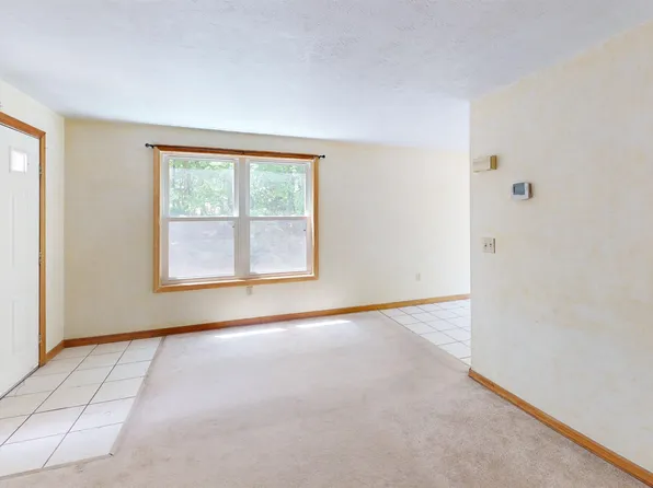 5A Mark Street, Hudson, NH 03051