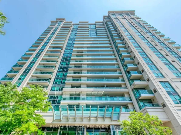 17 Anndale Dr, Toronto, ON