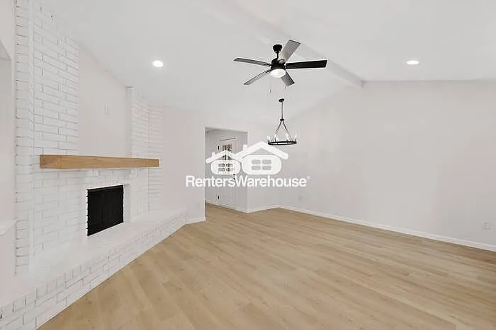 4840 Graham Ct — Photo 9