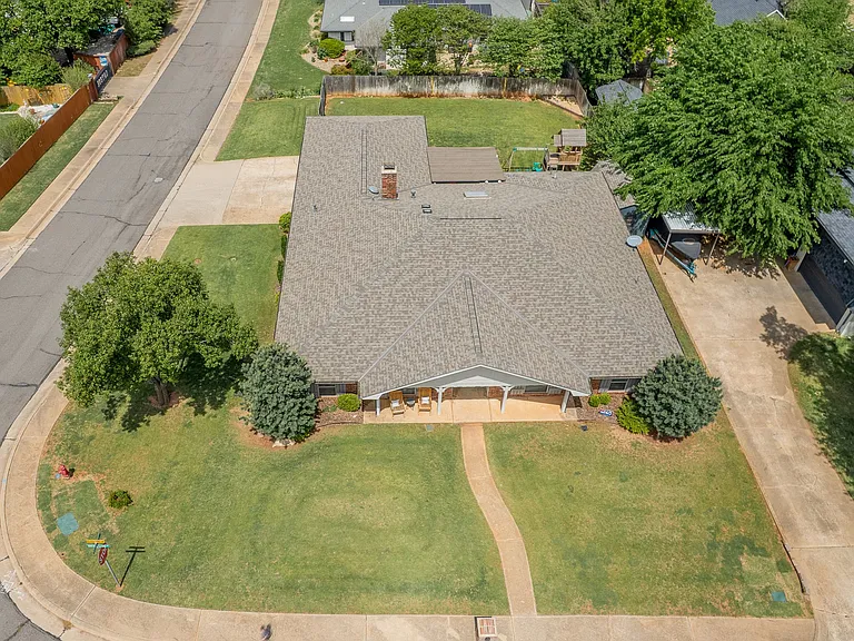 801 Rock Hollow Rd — Photo 50