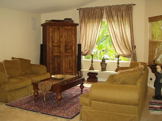 2nd image of 5220 Veloz Ave