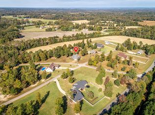 15 Jackson Ln, Decaturville, TN 38329