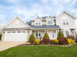 2559 Stonefield Dr, Avon, OH 44011