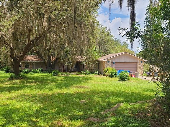 3rd image of 4815 Citrus Oak Ln
