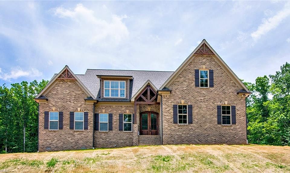 1st image of 221 Yardarm Ct