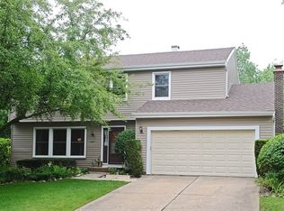 740 Chaucer Way, Buffalo Grove, IL 60089