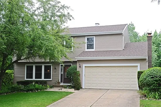 740 Chaucer Way photo 1
