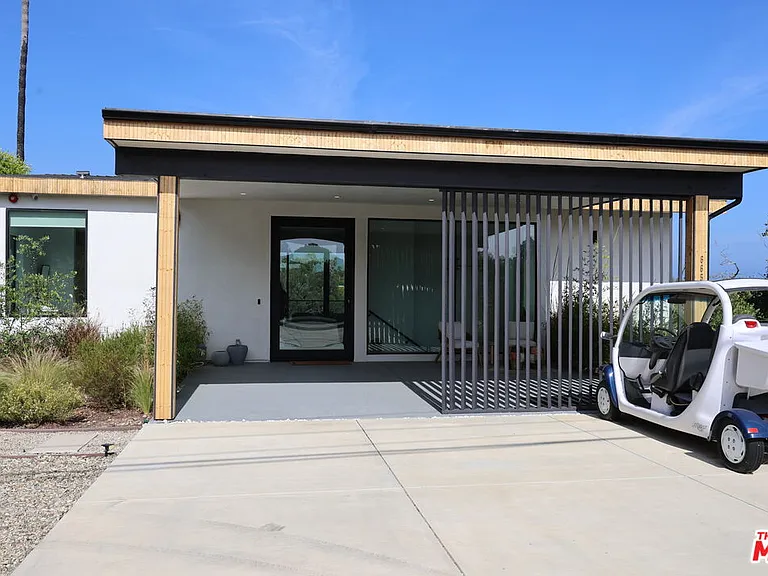 6656 Dume Dr #B — Photo 7