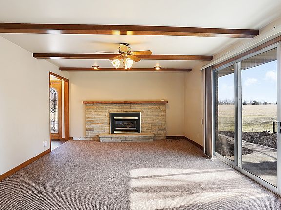 Family room w/beamed ceiling