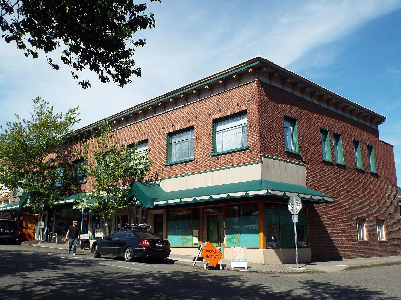 Fremont Apartments - Located on Fremont Ave — Photo 3