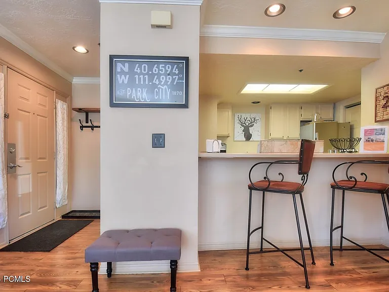 1402 Empire Ave #2A — Photo 12
