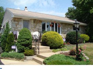 1396 Linden Ave, Willow Grove, PA 19090