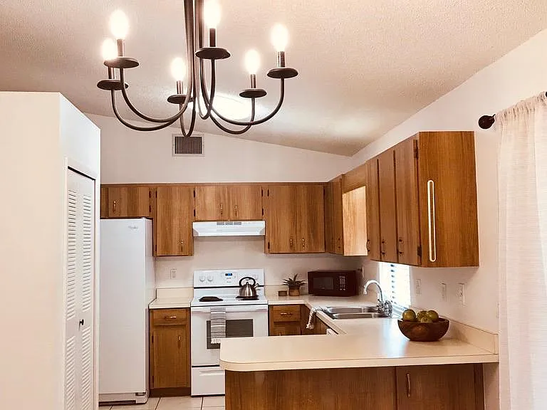 Kitchen & Pantry View