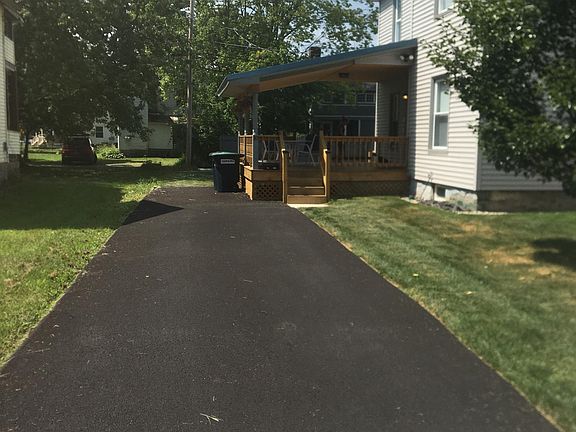 5th image of 10 Kenworthy Ave