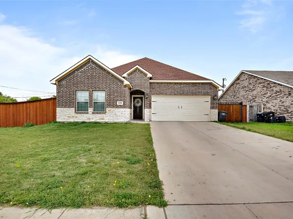 1920 Ash Crescent St, Fort Worth, TX 76104