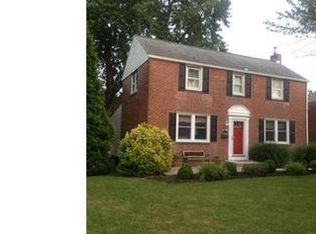 409 E Manoa Rd, Havertown, PA 19083