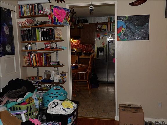 3rd image of 16 Primrose Dr #18