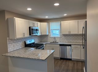837 W Main St APT 1, Lansdale, PA 19446