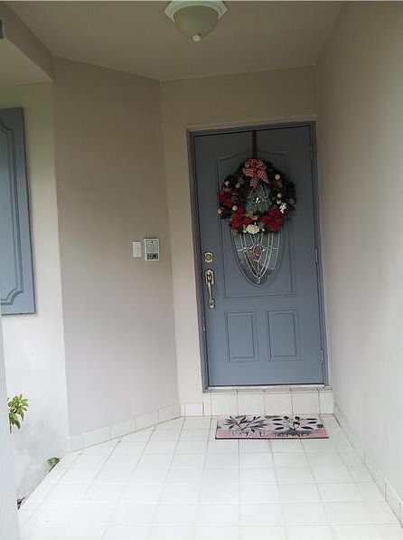 1st image of 8911 SW 160th St