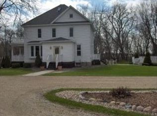 7400 SE 38th St, Claremont, MN 55924