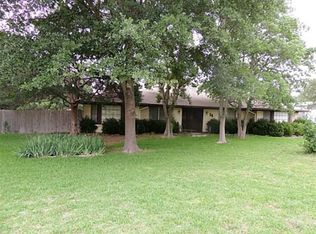 14 Rancho Dr, Fort Worth, TX 76244