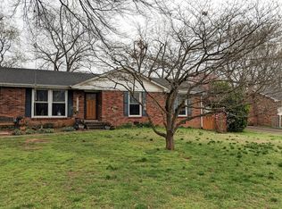 142 Dave Dr, Clarksville, TN 37042