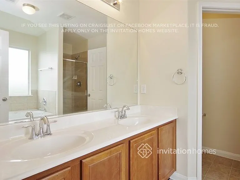 16114 Majestic Glen Ln — Photo 12