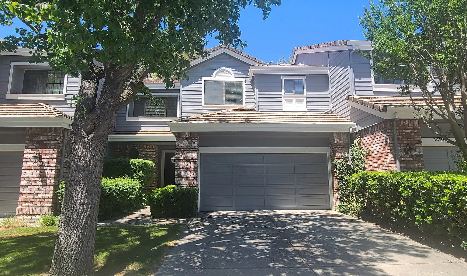 3 bed, 2.5 bath, 1752 sqft, $4,500 — Photo 1