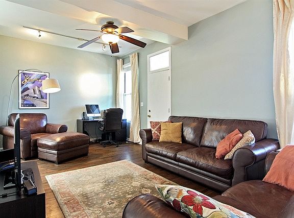 2nd image of 3531 N Sheffield Ave #3N